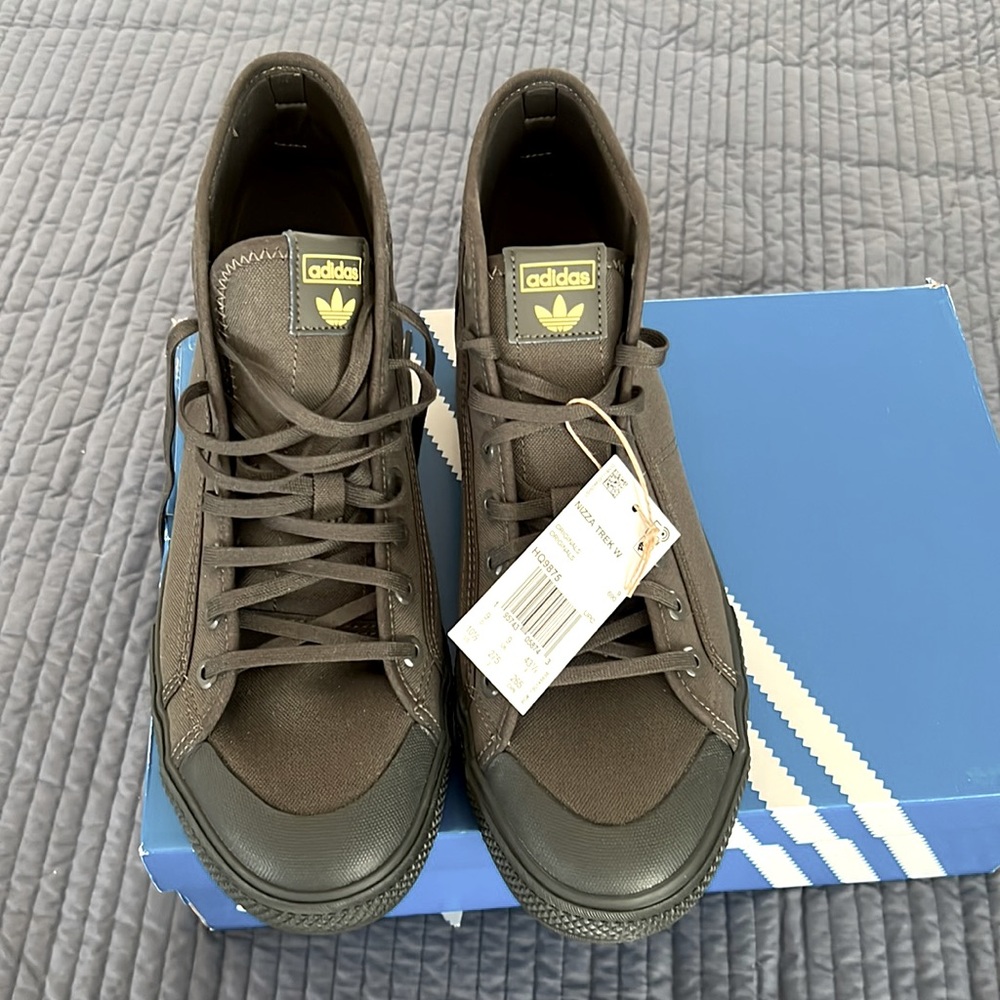 Adidas Niza Trek W size US 10 1/2